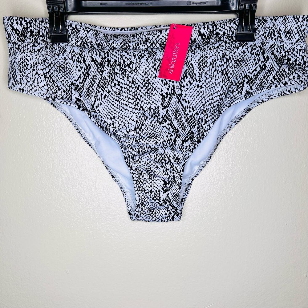 Xhilaration Bikini Bottoms 14W Womens Snakeskin Beach Vacation Swim Black White